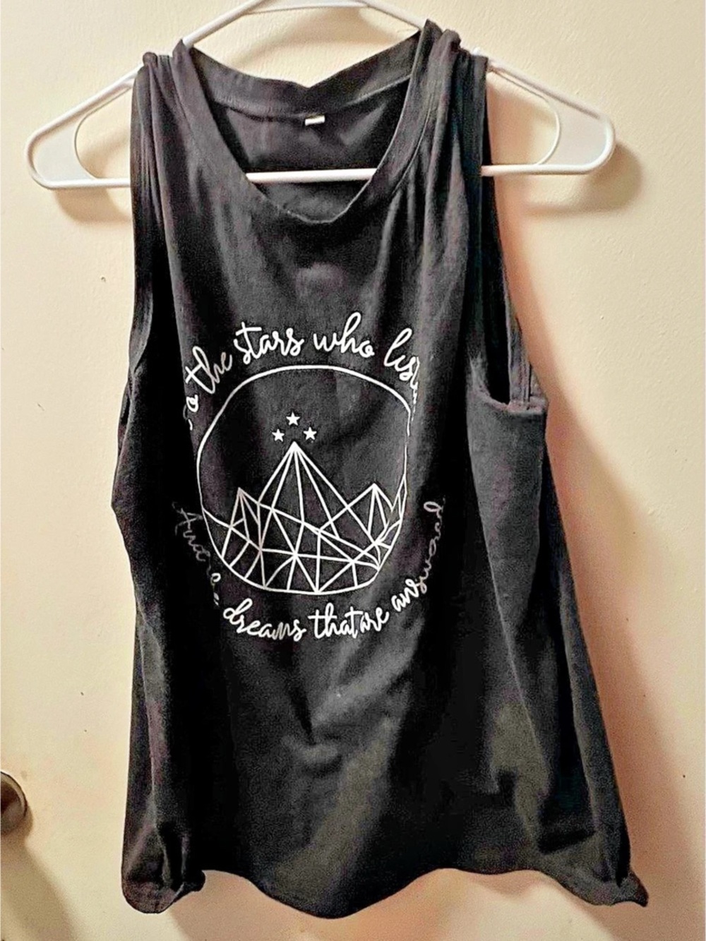 Graphic Tank Top in Black Size XL